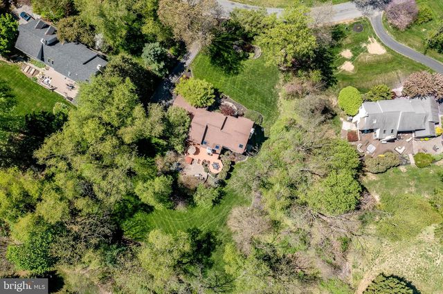 1675 WATERGLEN DR, West Chester, PA 19382