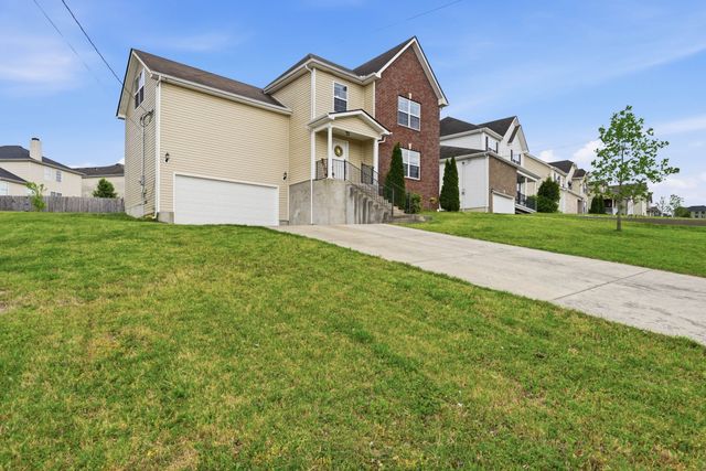 1103 Harmony Ln, La Vergne, TN 37086