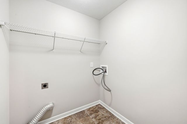 1103 Harmony Ln, La Vergne, TN 37086