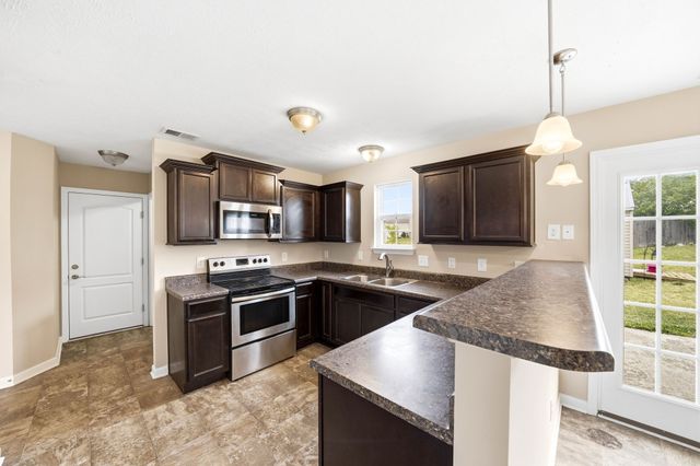 1103 Harmony Ln, La Vergne, TN 37086