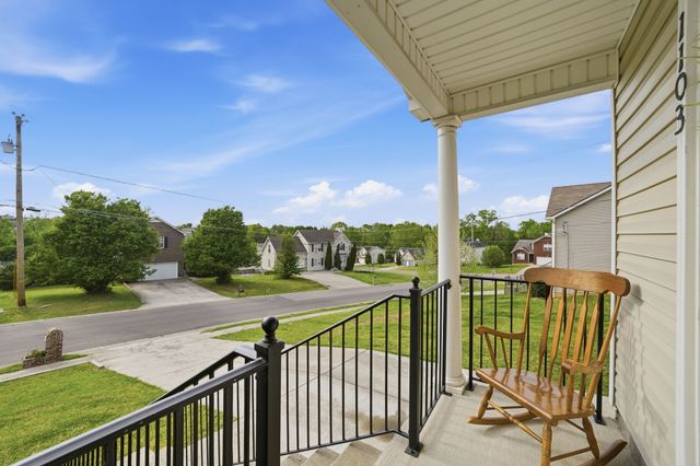 1103 Harmony Ln, La Vergne, TN 37086