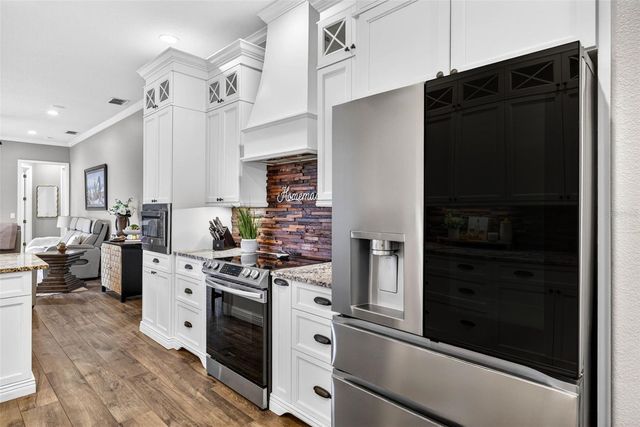 11311 GRANDVIEW DRIVE, Dade City, FL 33525