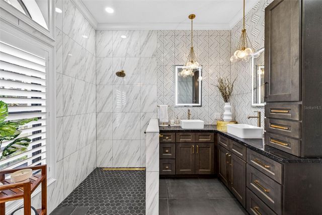 11311 GRANDVIEW DRIVE, Dade City, FL 33525