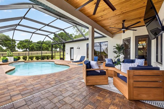 11311 GRANDVIEW DRIVE, Dade City, FL 33525