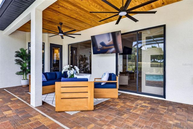 11311 GRANDVIEW DRIVE, Dade City, FL 33525