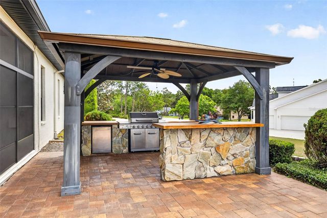 11311 GRANDVIEW DRIVE, Dade City, FL 33525