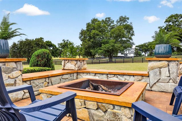 11311 GRANDVIEW DRIVE, Dade City, FL 33525