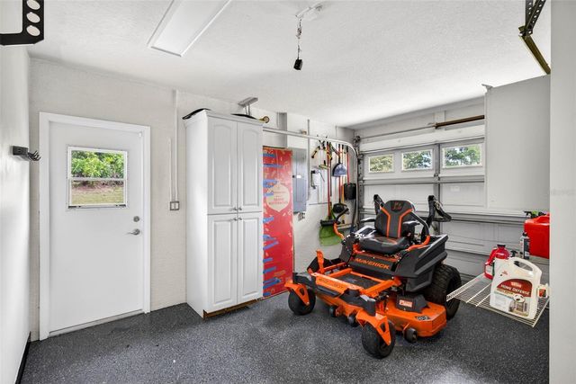 11311 GRANDVIEW DRIVE, Dade City, FL 33525