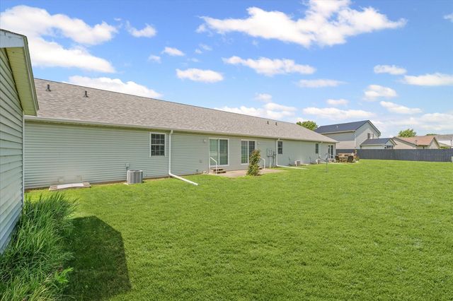 1255 George Rock Drive 1255, Farmer City, IL 61842