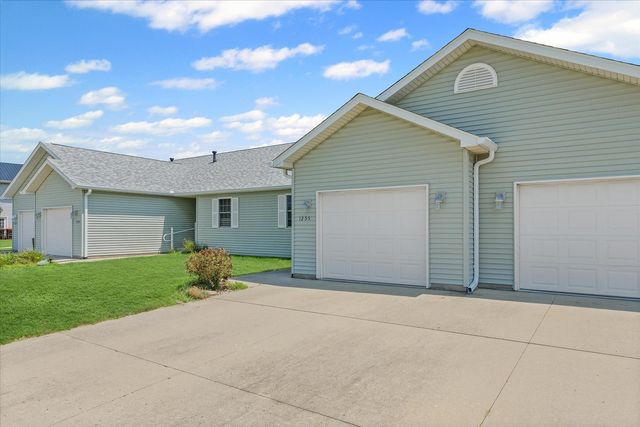 1255 George Rock Drive 1255, Farmer City, IL 61842