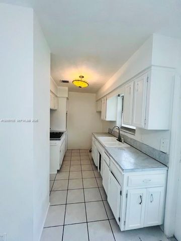 2901 Jackson St 1, Hollywood, FL 33020