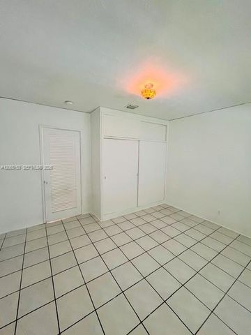 2901 Jackson St 1, Hollywood, FL 33020