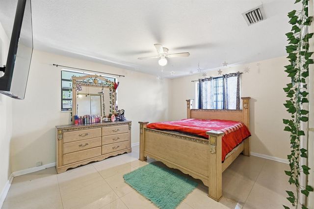 2350 NW 60th Avenue, Sunrise, FL 33313
