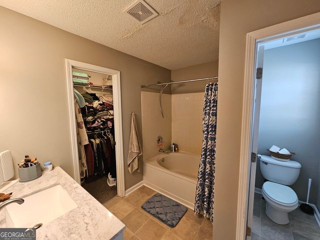 5077 Meadow Trace, Fairburn, GA 30213