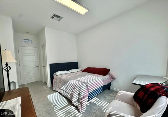 9816 Berkley Brook Court, Las Vegas, NV 89141