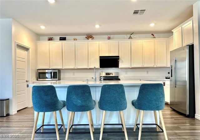 9816 Berkley Brook Court, Las Vegas, NV 89141