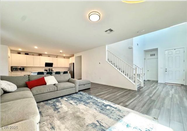 9816 Berkley Brook Court, Las Vegas, NV 89141