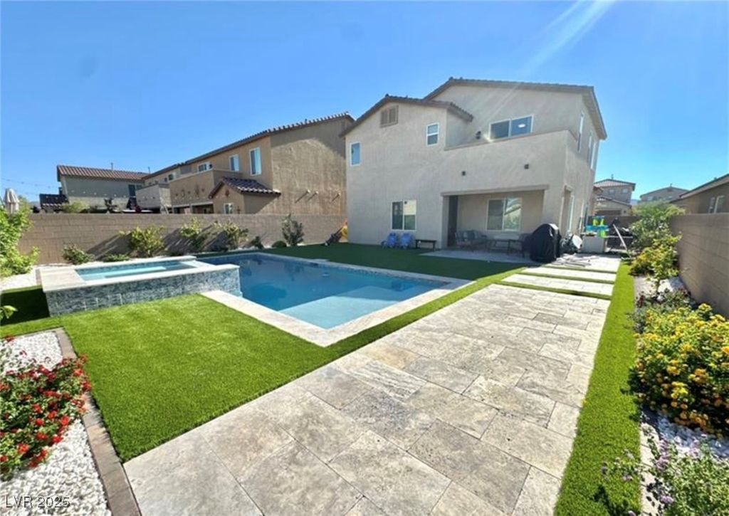 9816 Berkley Brook Court, Las Vegas, NV 89141