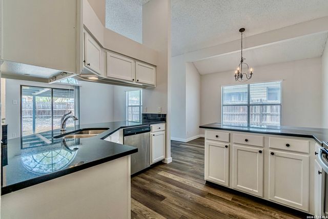 8023 Copper Trail, San Antonio, TX 78244