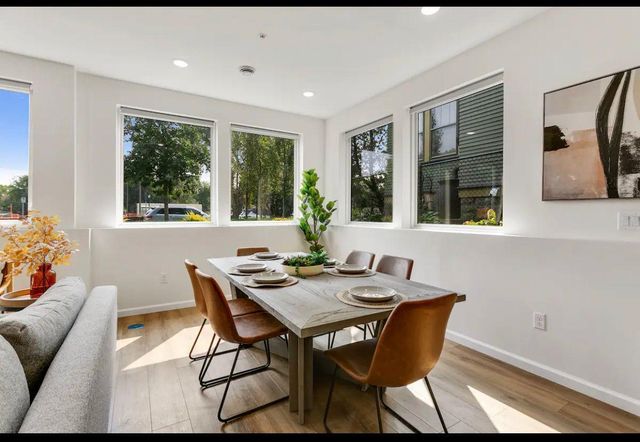 3310 Lyndale Avenue S, Minneapolis, MN 55408