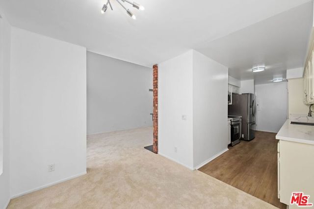 1340 S BEVERLY GLEN Boulevard 303, Los Angeles, CA 90024