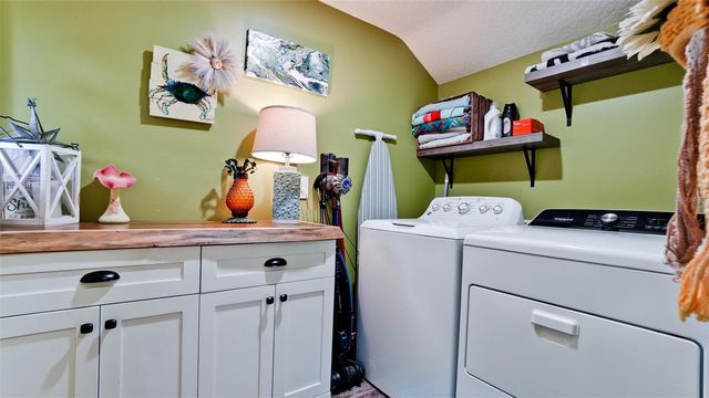 522 37TH STREET W, Bradenton, FL 34205