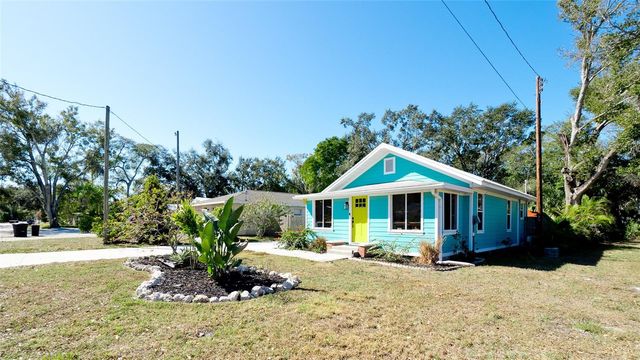 522 37TH STREET W, Bradenton, FL 34205