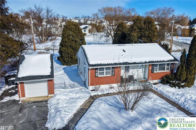 59 Main Street, Stockertown Boro, PA 18040