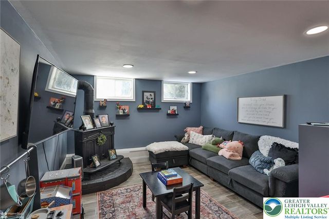 59 Main Street, Stockertown Boro, PA 18040