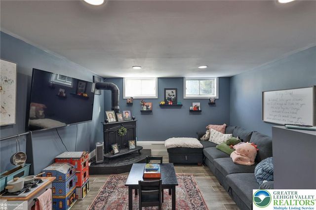 59 Main Street, Stockertown Boro, PA 18040