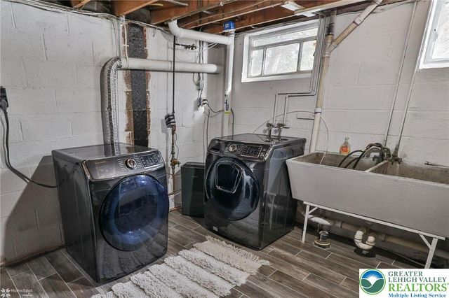 59 Main Street, Stockertown Boro, PA 18040