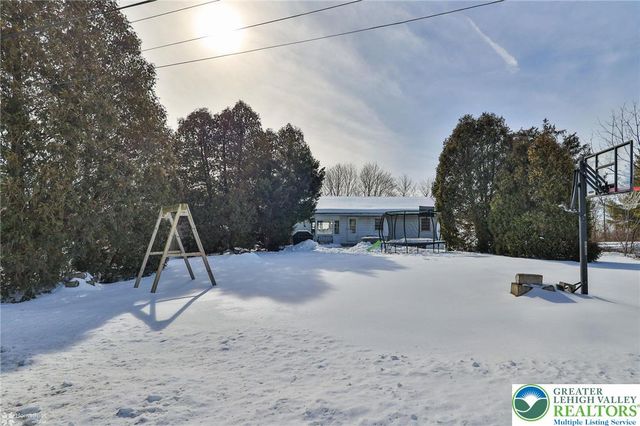 59 Main Street, Stockertown Boro, PA 18040