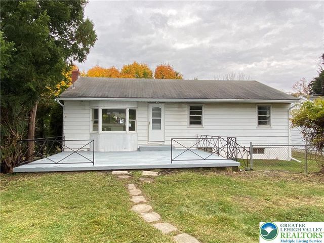 59 Main Street, Stockertown Boro, PA 18040