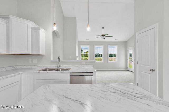 4066 Hunters Trail, Jacksonville, NC 28546