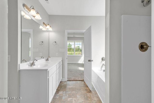 4066 Hunters Trail, Jacksonville, NC 28546