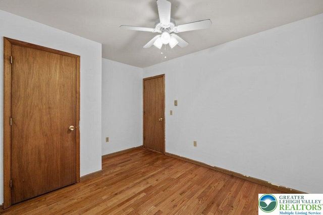 1041 Country Place, Coolbaugh Twp, PA 18466