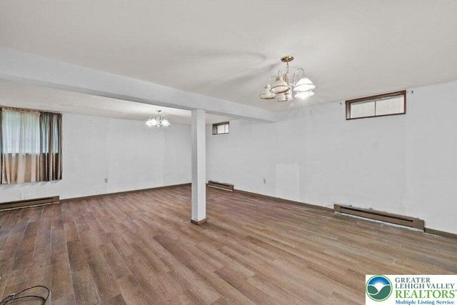 1041 Country Place, Coolbaugh Twp, PA 18466