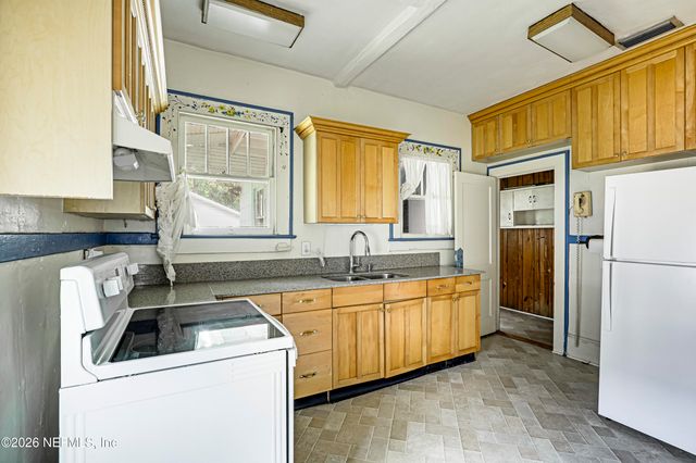 2831 SELMA Street, Jacksonville, FL 32205