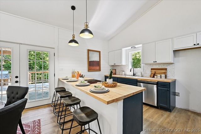 9705 E Redbud Street, Claremore, OK 74017