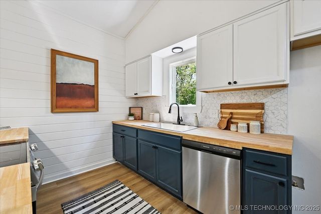 9705 E Redbud Street, Claremore, OK 74017