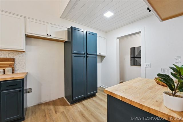 9705 E Redbud Street, Claremore, OK 74017