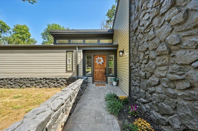 9705 E Redbud Street, Claremore, OK 74017