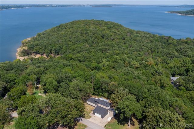 9705 E Redbud Street, Claremore, OK 74017