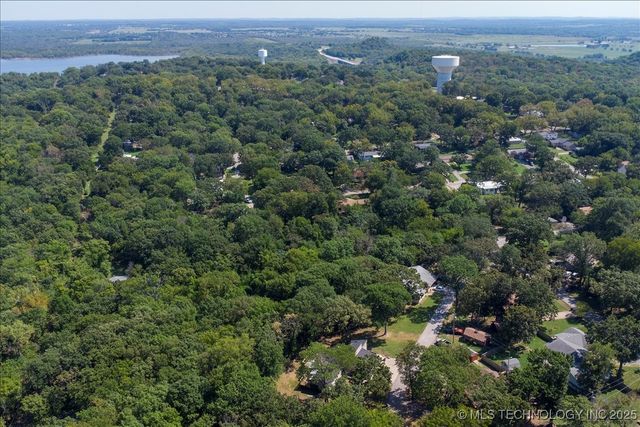 9705 E Redbud Street, Claremore, OK 74017