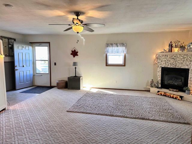 412 N Wacouta Avenue, Prairie Du Chien, WI 53821