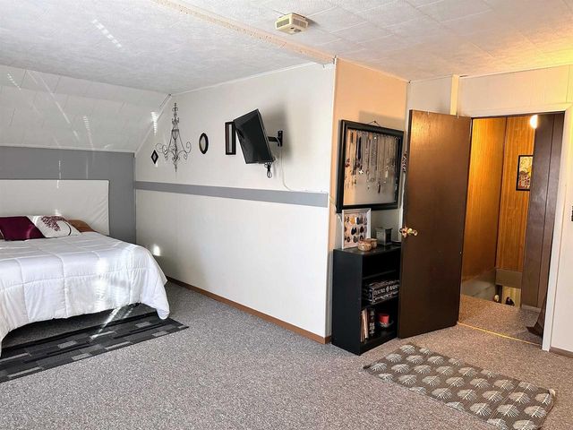 412 N Wacouta Avenue, Prairie Du Chien, WI 53821