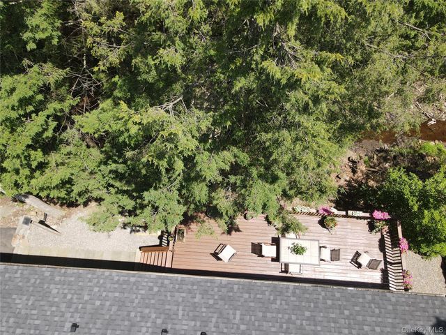 60 Manchester Road, Rock Hill, NY 12775