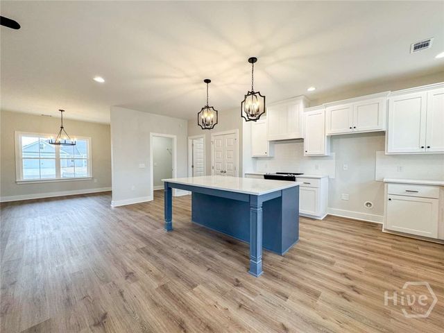 338 Cottage Loop, Midway, GA 31320