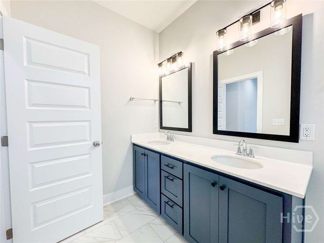 338 Cottage Loop, Midway, GA 31320