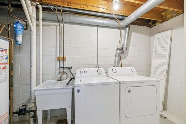 8416 22nd Avenue S, Bloomington, MN 55425